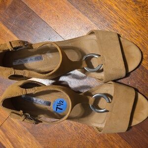 Tahari Tan Heeled Sandals with Silver Accents